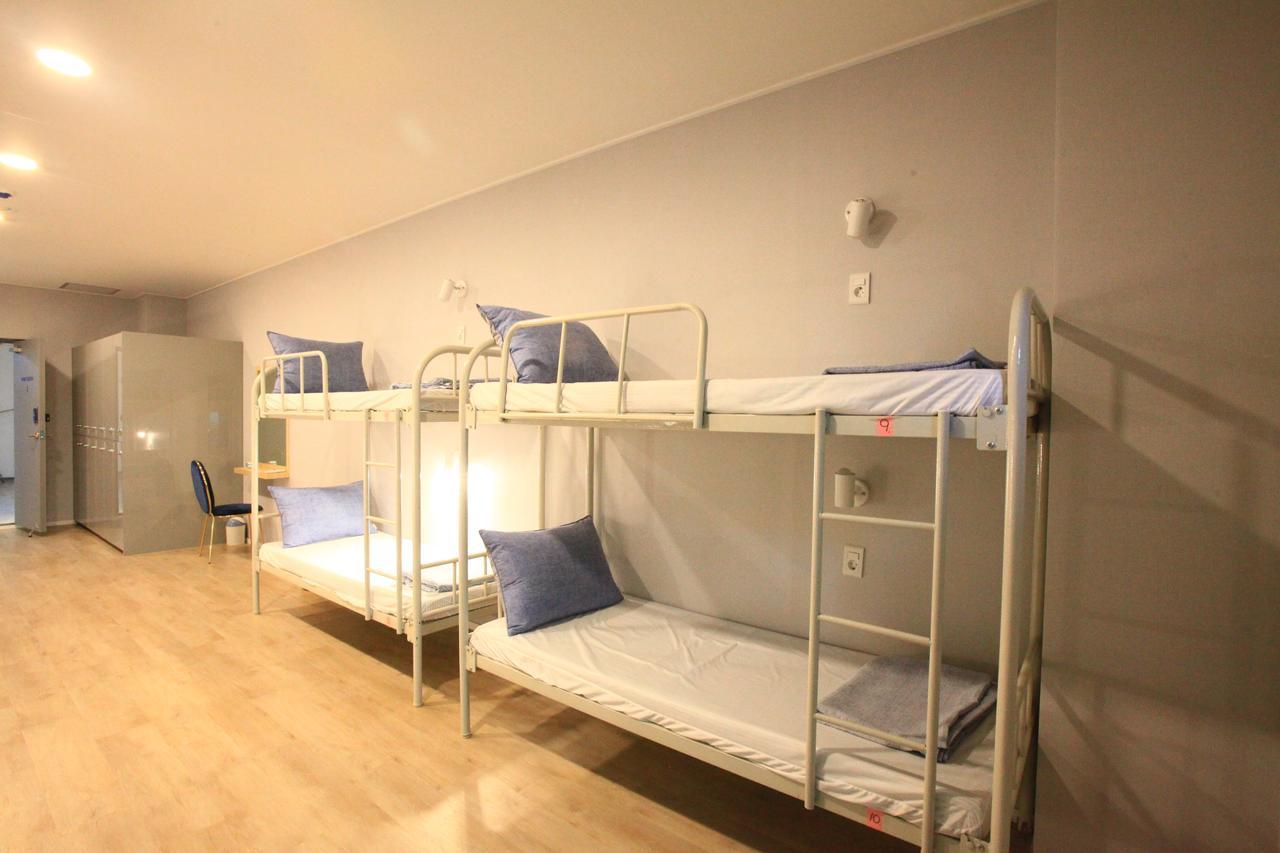 The Blue Guesthouse Пусан Экстерьер фото